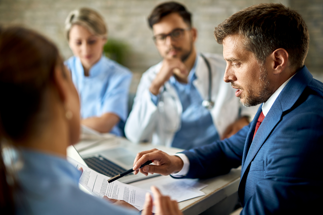 what is an NHS consultant UK